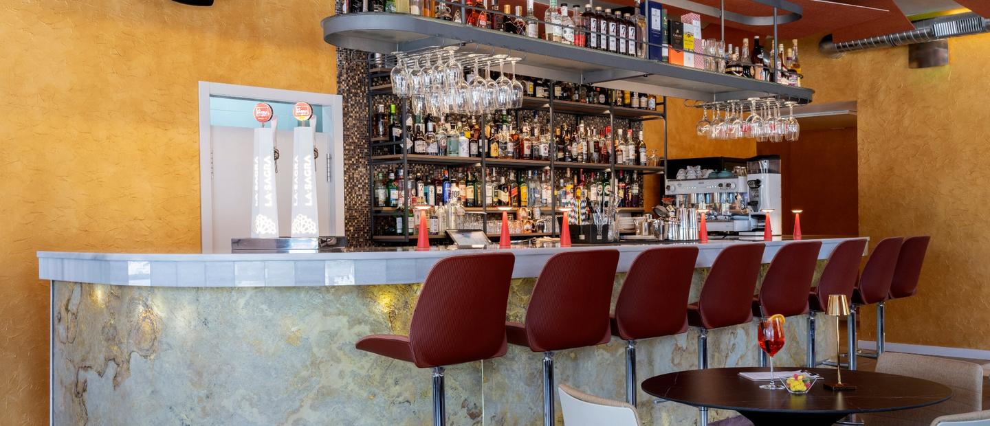 EL CANDIL – LOUNGE BAR EL CANDIL – LOUNGE BAR
